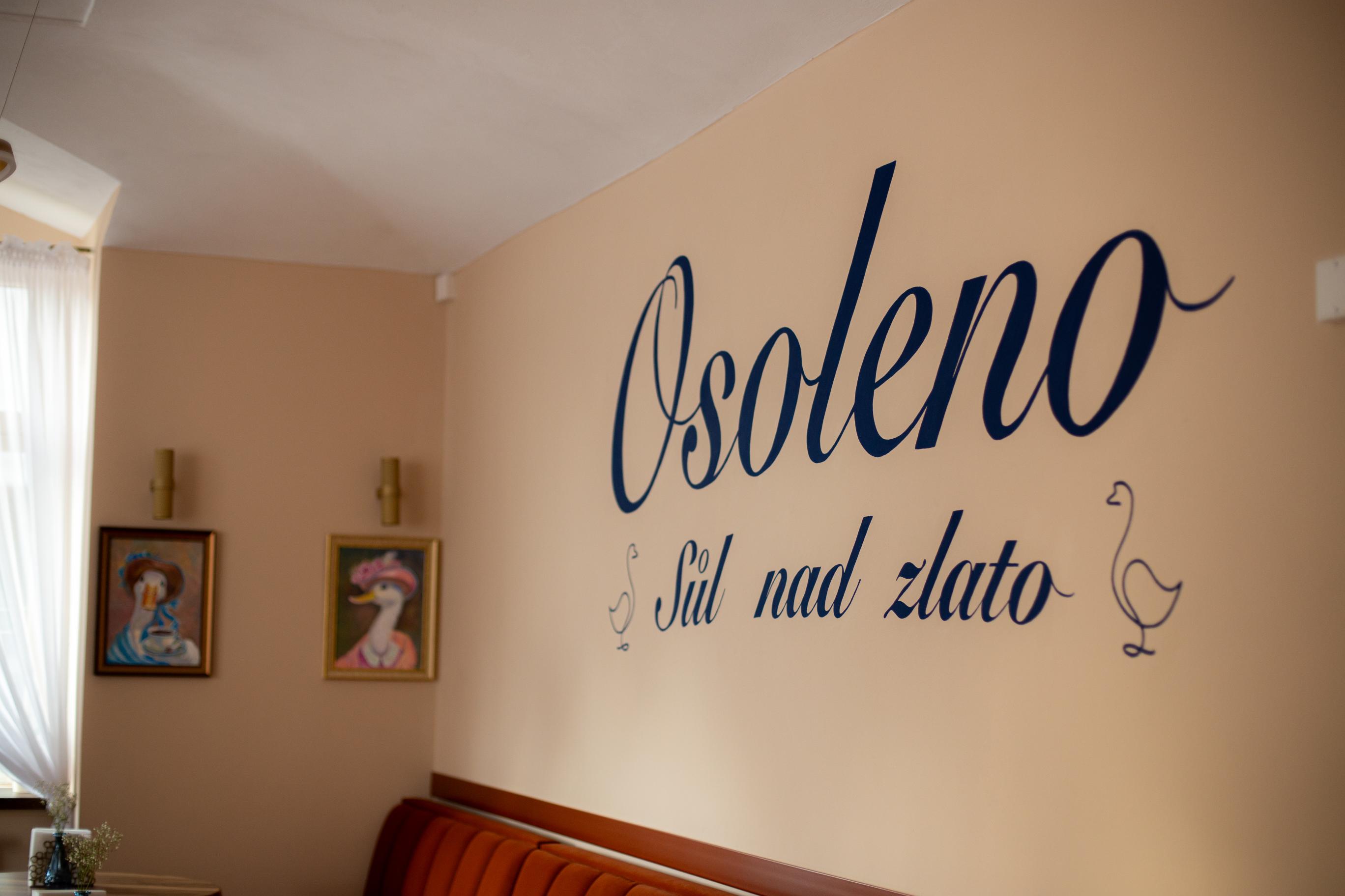 Vstup do restaurace Osoleno